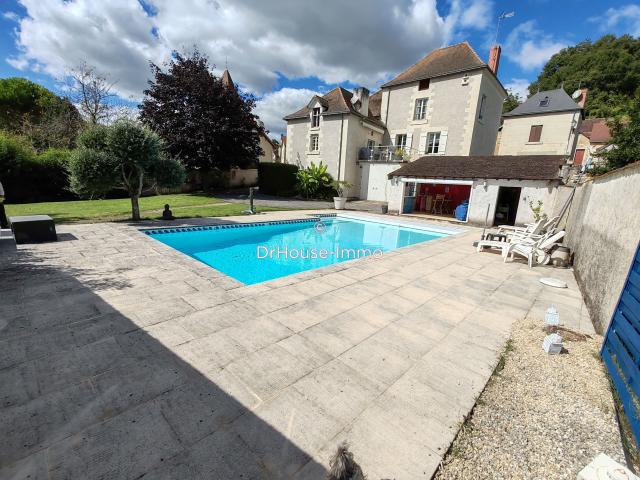 Maison 9 pièces 251 m²