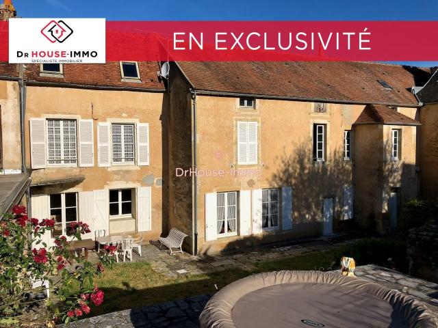 Maison 9 pièces 252 m²