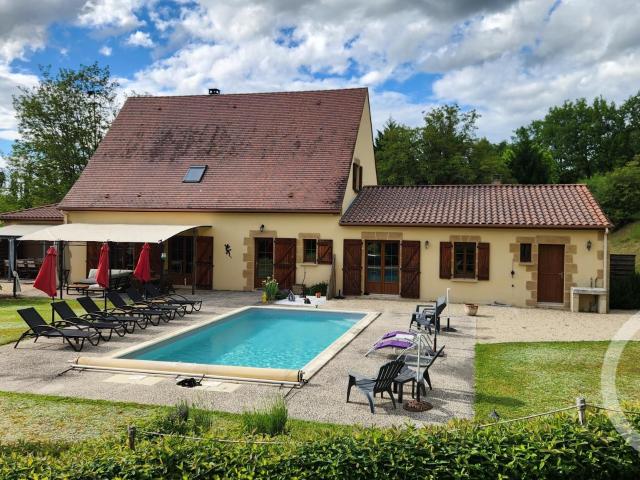 Maison 9 pièces 253 m²