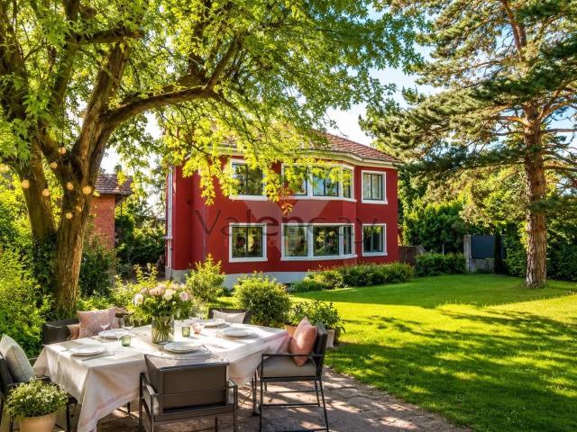 Maison 9 pièces 253 m²