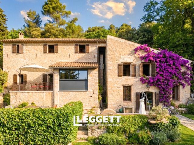 Maison 9 pièces 253 m²