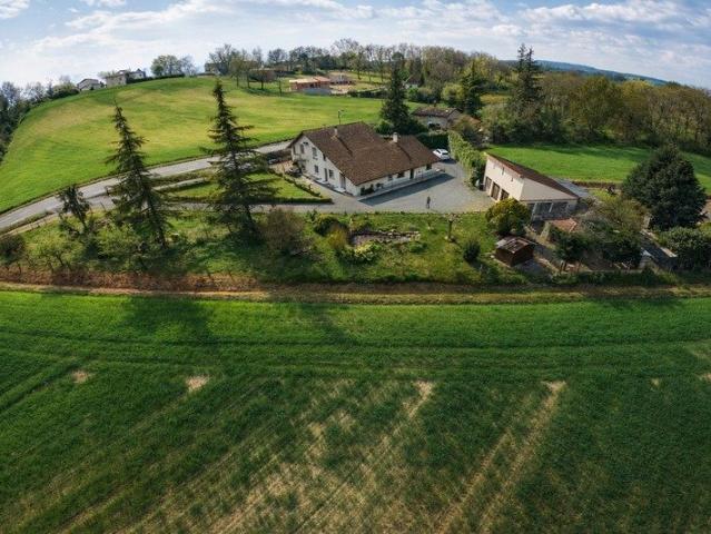 Maison 9 pièces 264 m²