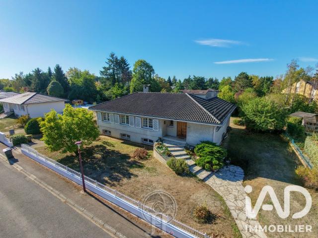 Maison 9 pièces 265 m²