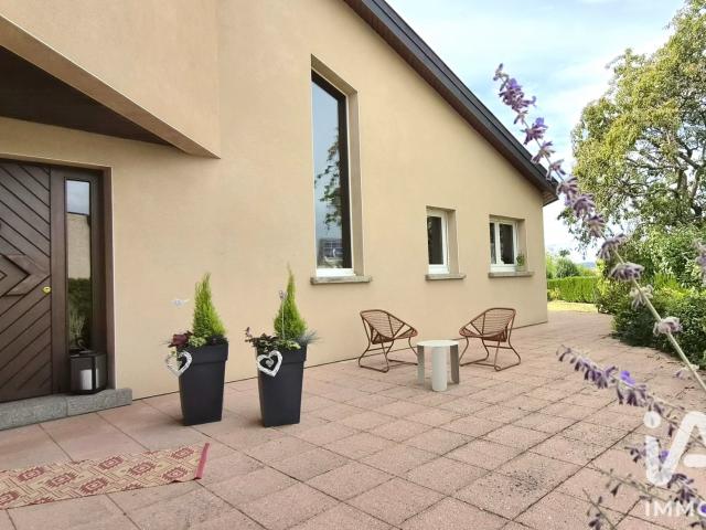 Maison 9 pièces 266 m²