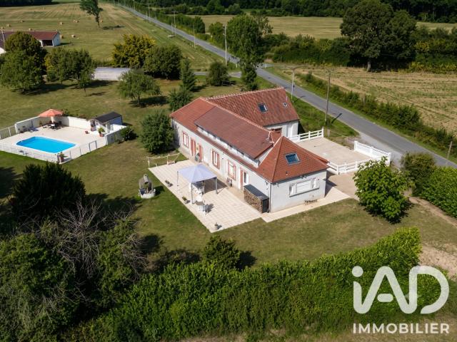 Maison 9 pièces 268 m²