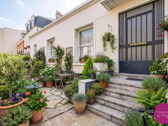 Maison 9 pièces 260 m²