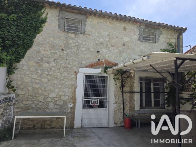 Maison 9 pièces 260 m²