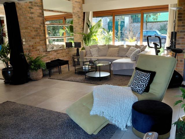 Maison 9 pièces 260 m²