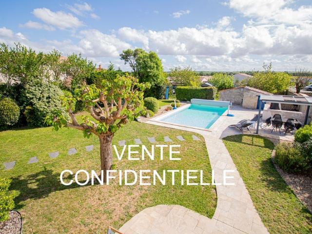 Maison 9 pièces 260 m²