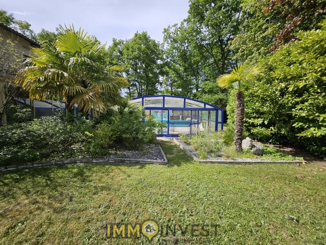 Maison 9 pièces 260 m²