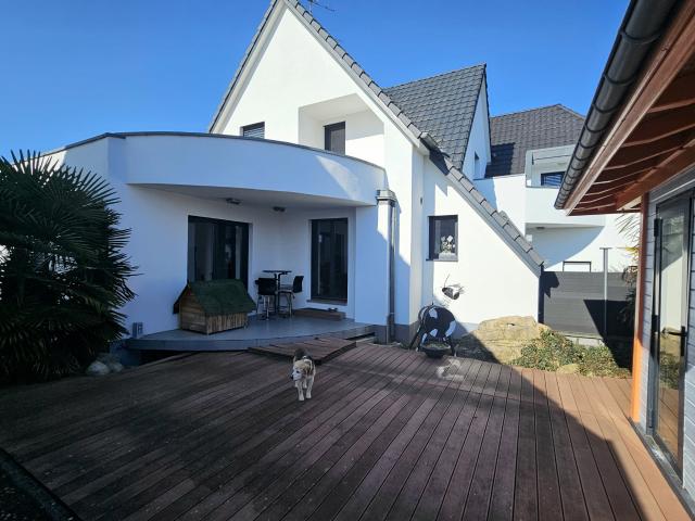 Maison 9 pièces 260 m²
