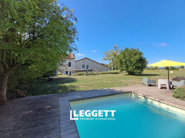 Maison 9 pièces 260 m²