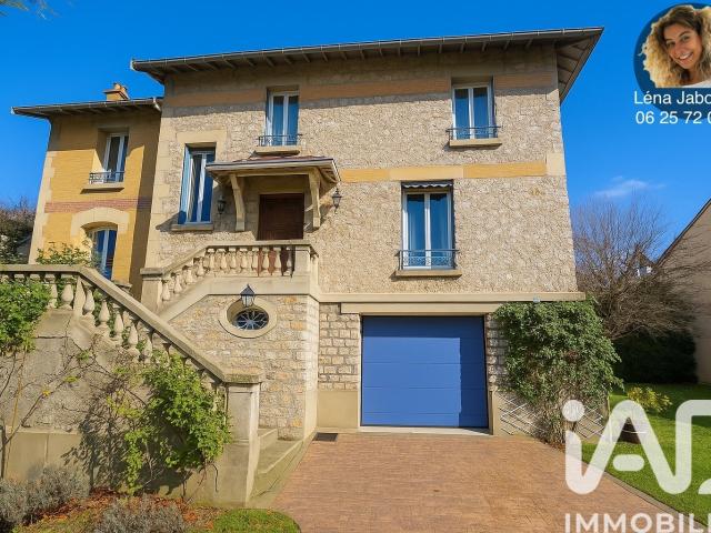 Maison 9 pièces 262 m²