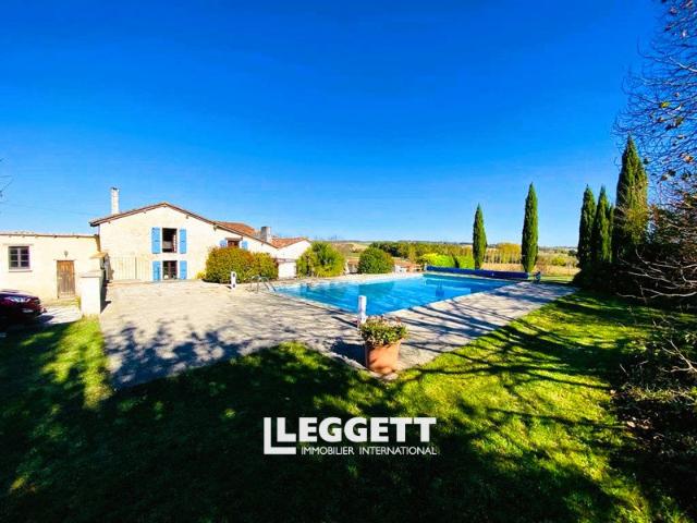 Maison 9 pièces 263 m²