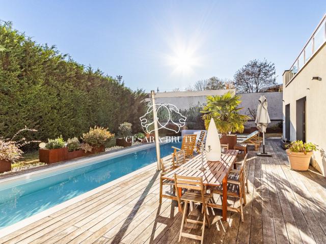 Maison 9 pièces 274 m²