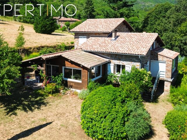 Maison 9 pièces 275 m²