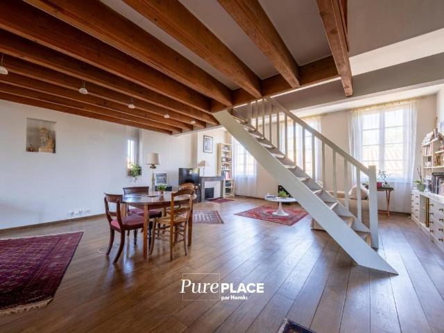 Maison 9 pièces 275 m²