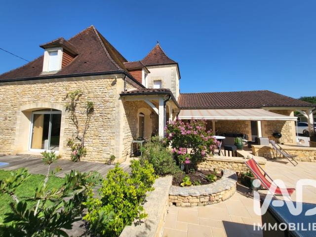 Maison 9 pièces 276 m²
