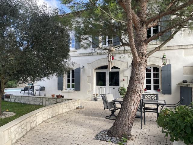 Maison 9 pièces 276 m²