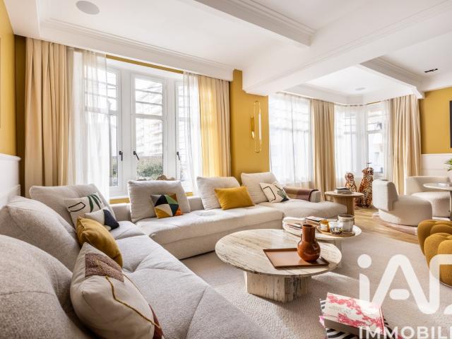 Maison 9 pièces 276 m²
