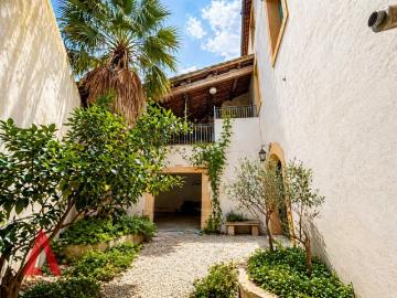 Maison 9 pièces 279 m²