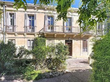 Maison 9 pièces 270 m²
