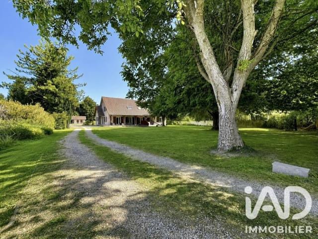 Maison 9 pièces 270 m²