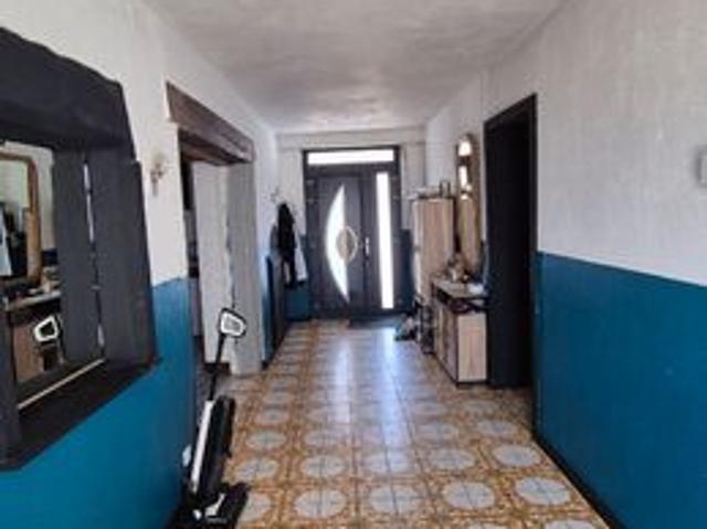 Maison 9 pièces 270 m²