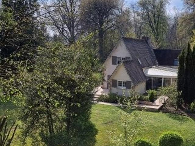 Maison 9 pièces 270 m²
