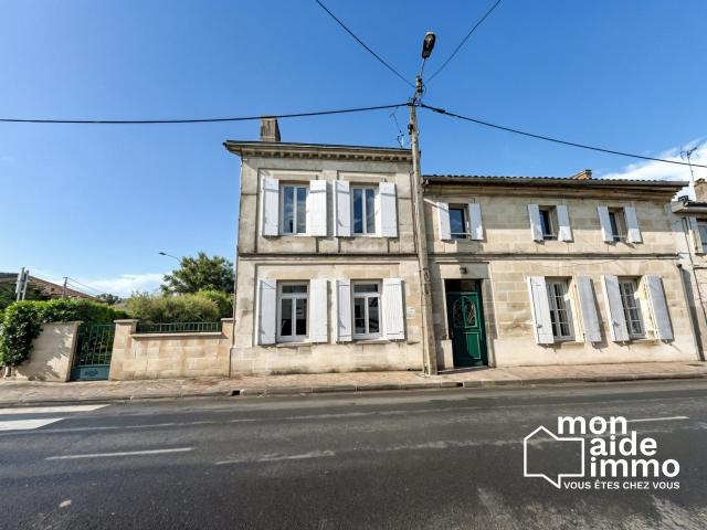 Maison 9 pièces 271 m²