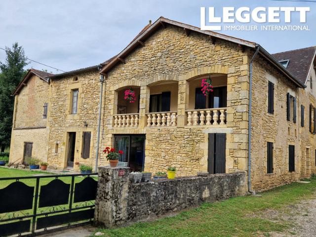 Maison 9 pièces 272 m²