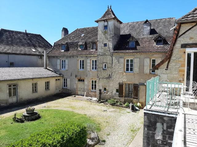 Maison 9 pièces 284 m²