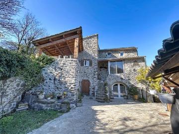 Maison 9 pièces 285 m²