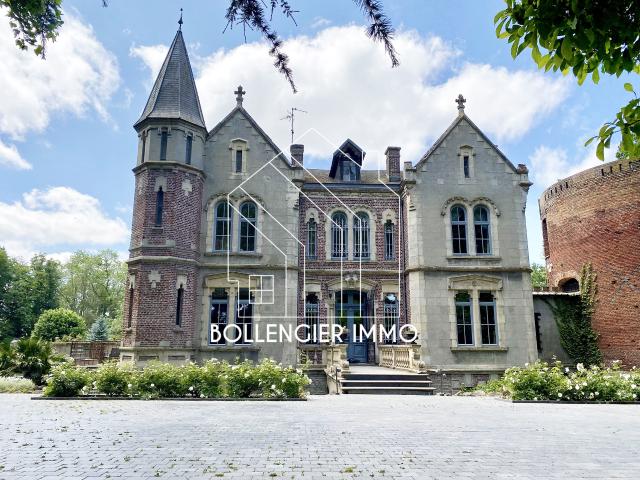 Maison 9 pièces 285 m²