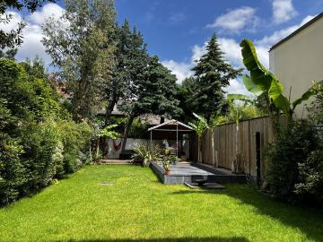 Maison 9 pièces 285 m²
