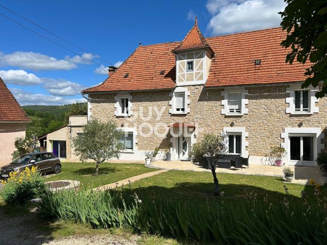 Maison 9 pièces 286 m²