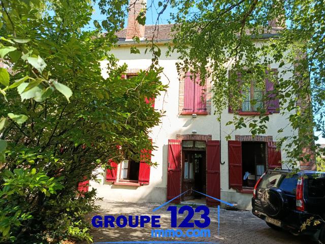 Maison 9 pièces 289 m²
