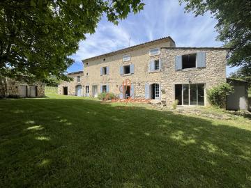 Maison 9 pièces 289 m²