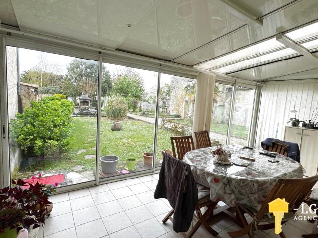 Maison 9 pièces 280 m²