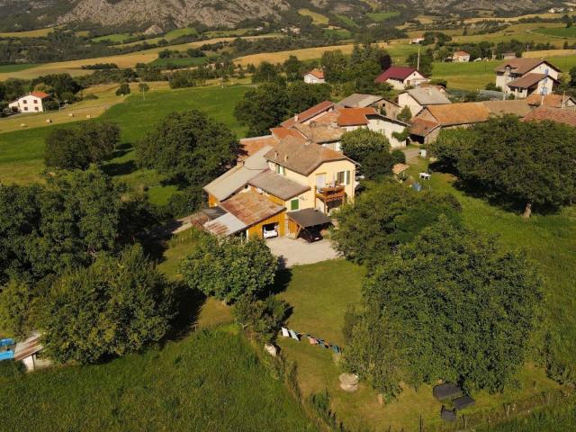 Maison 14 pièces 280 m²