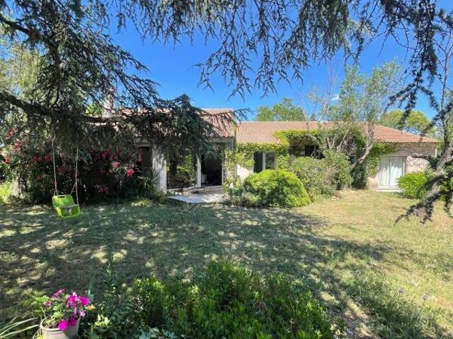Maison 9 pièces 280 m²