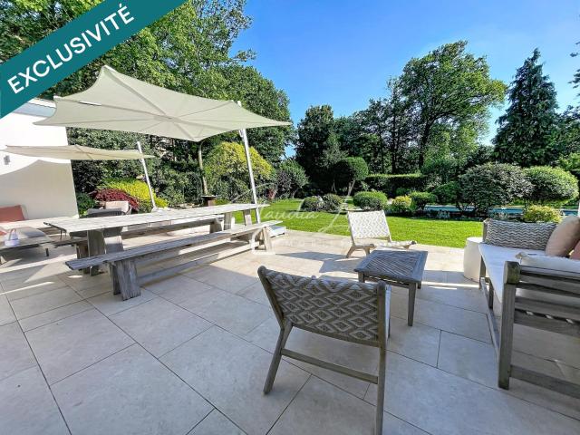 Maison 9 pièces 280 m²