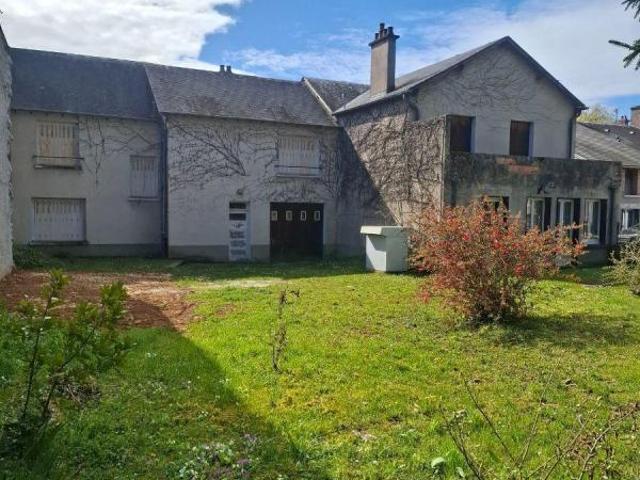 Maison 9 pièces 280 m²