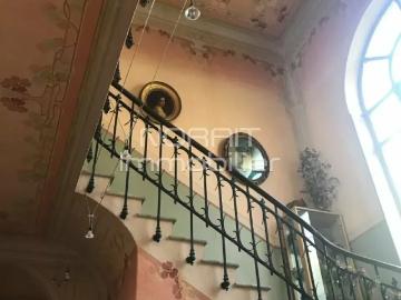Maison 9 pièces 280 m²