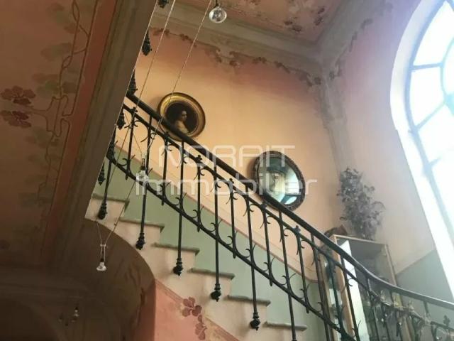 Maison 9 pièces 280 m²