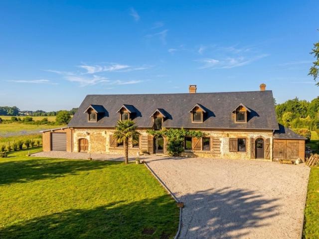 Maison 9 pièces 281 m²