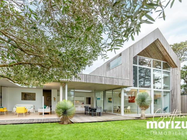 Maison 9 pièces 282 m²