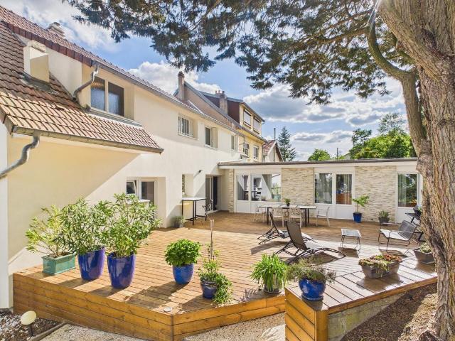 Maison 9 pièces 294 m²