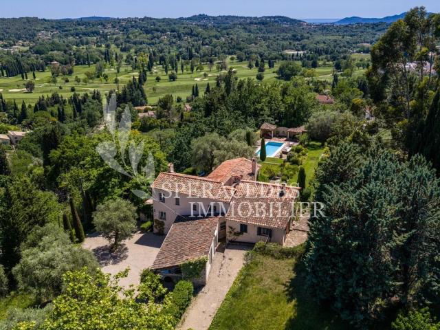 Maison 9 pièces 295 m²
