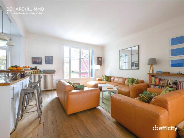 Maison 9 pièces 296 m²